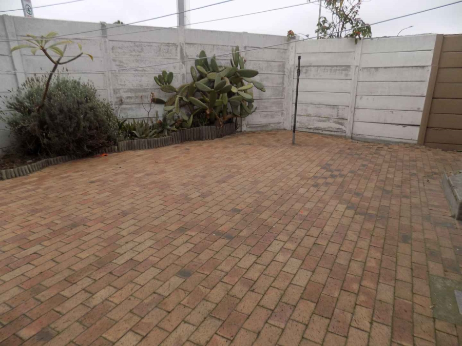2 Bedroom Property for Sale in Soneike Western Cape